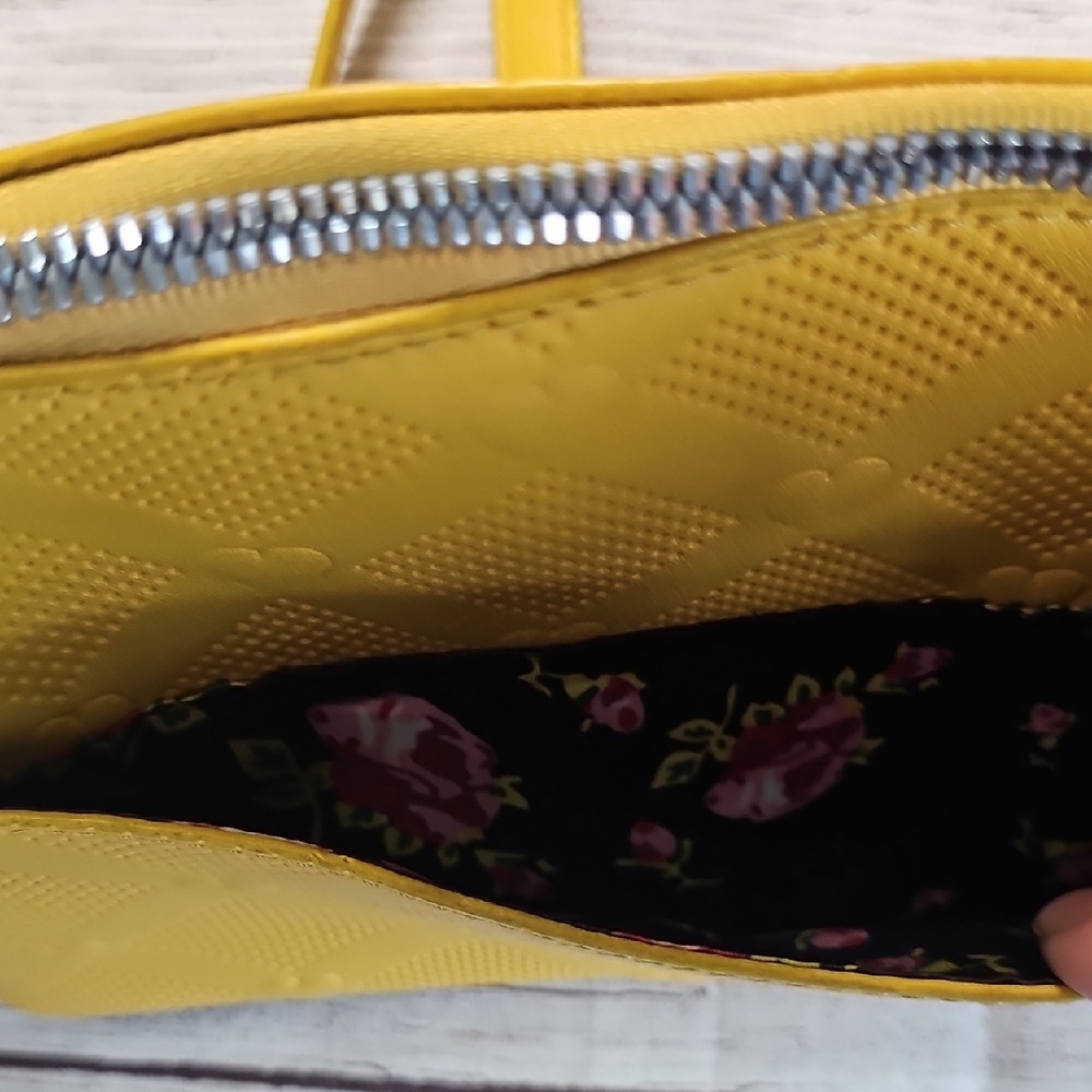 Betsey Johnson Yellow Crossbody Bag with Metallic Hardware - Picture 14 of 16